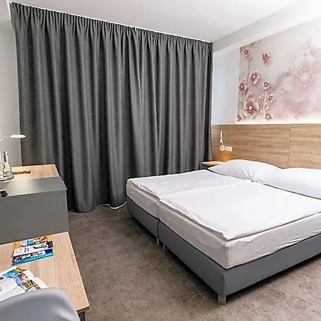 ホテル Ensana Smrdaky 3*